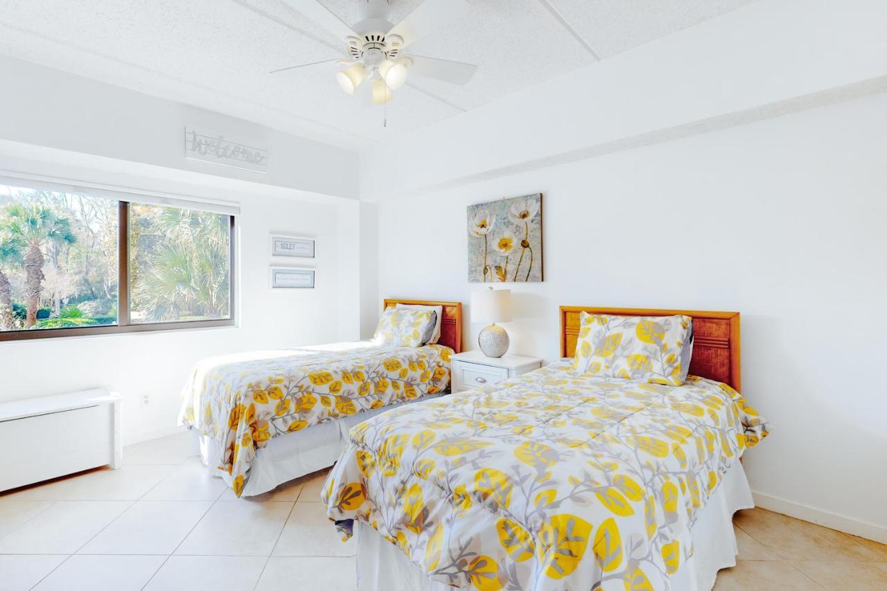 Forest Beach Villas Hilton Head Island Room photo